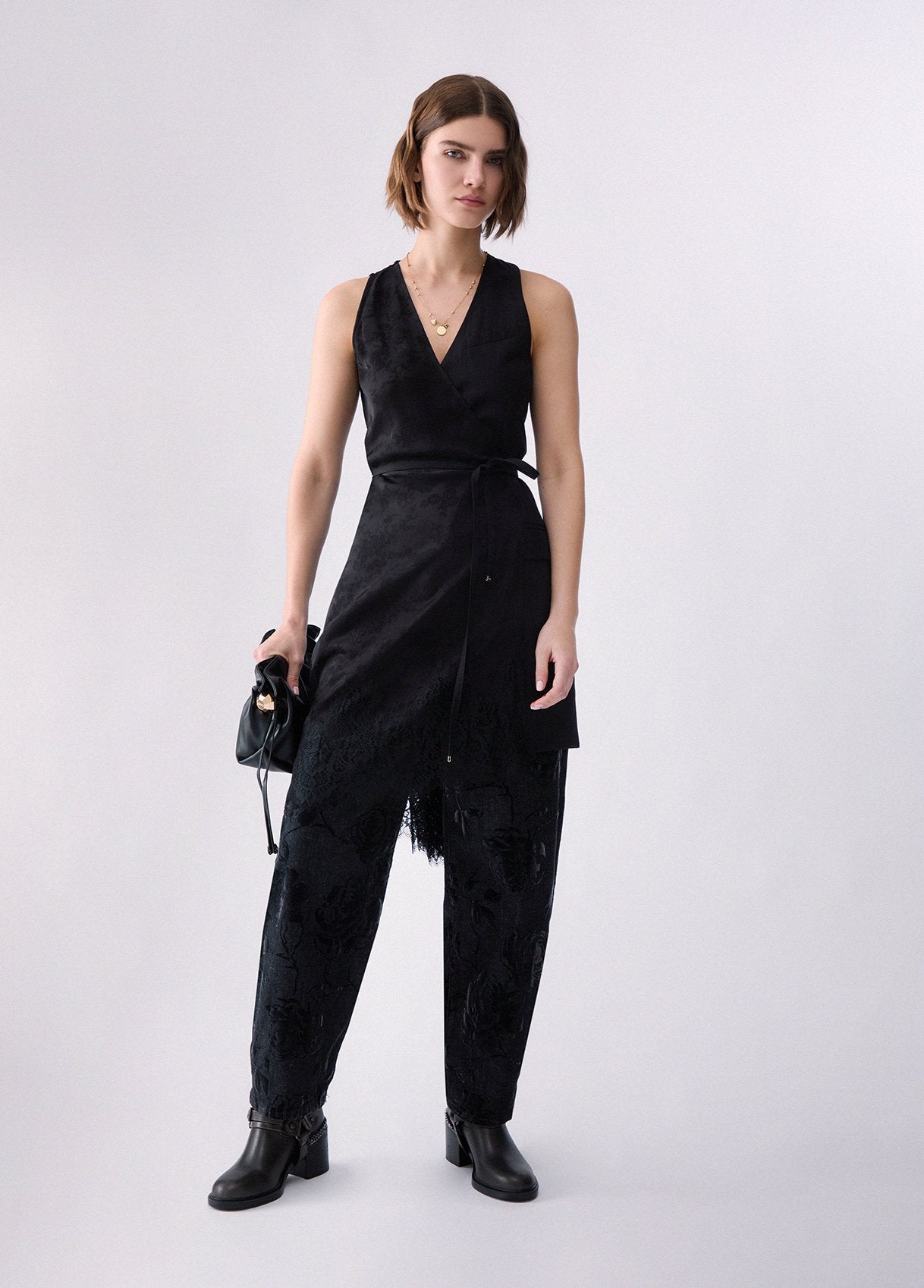 PF6016TS96A2222242-black