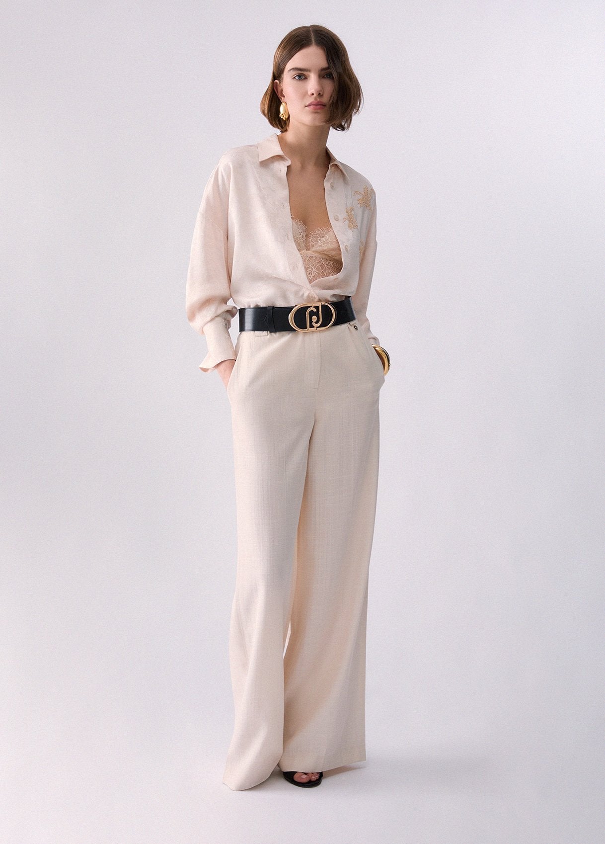 PF6061TS96AX079342-cream