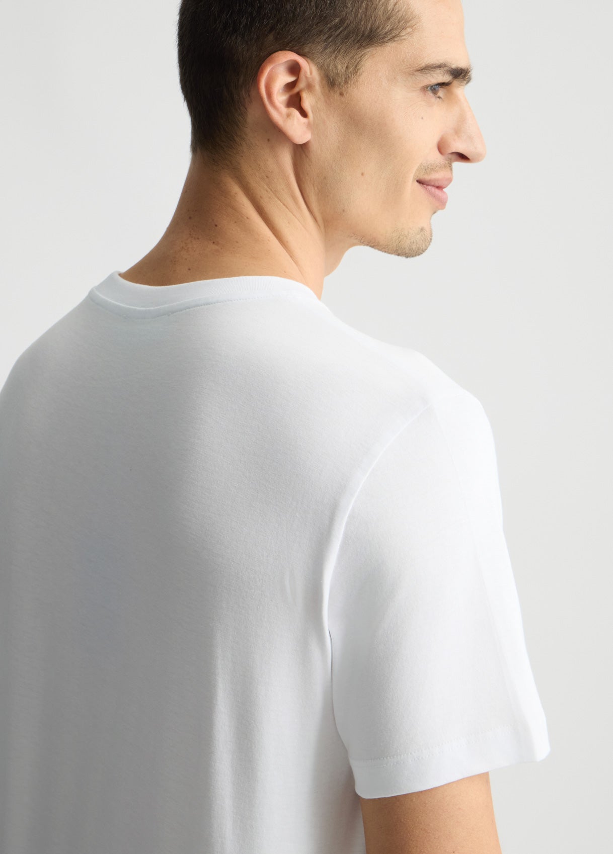 QA5189J492411001S-white