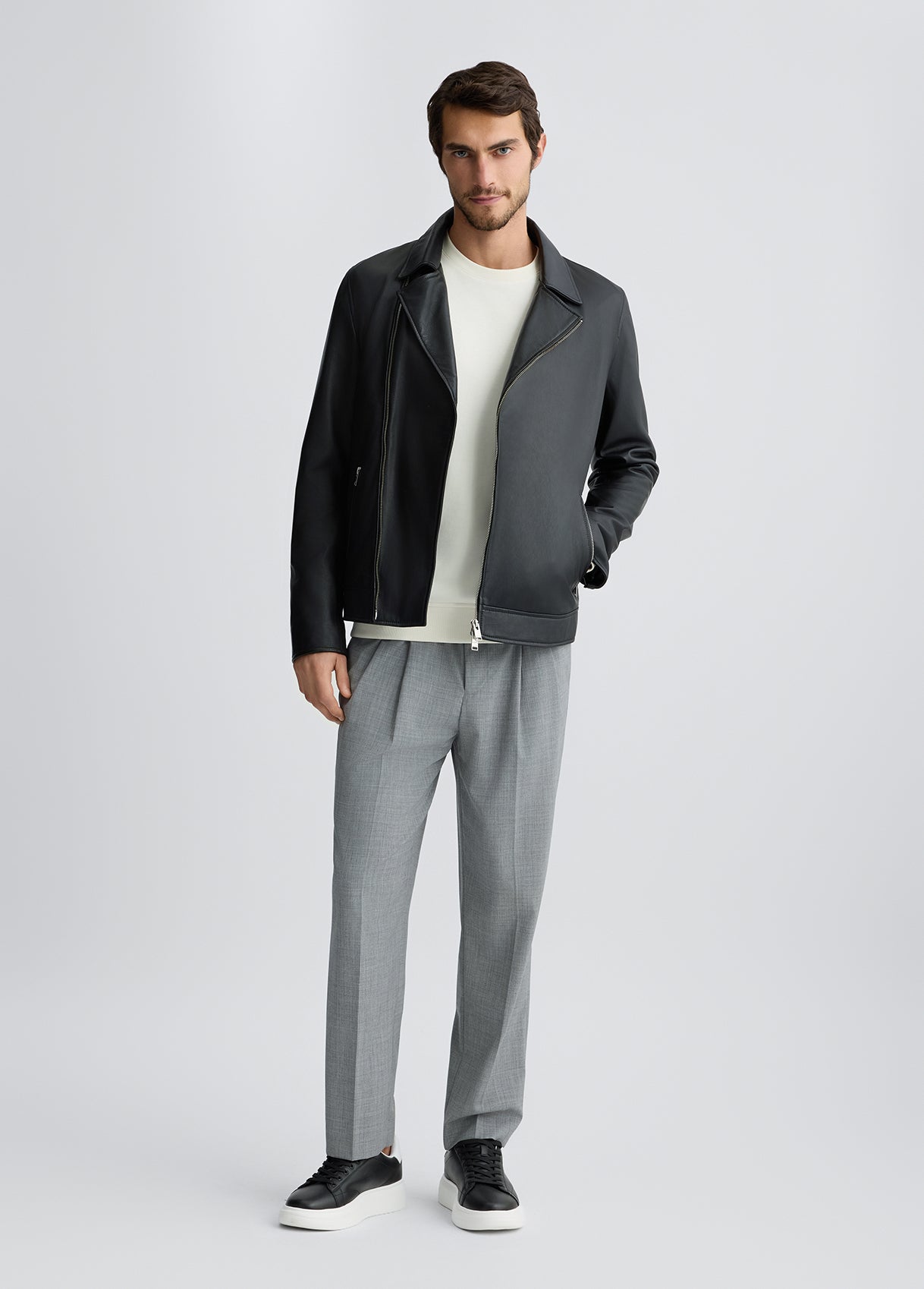 QA5246P038522222S-black