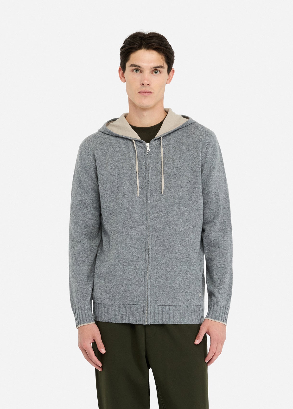 QF5165MA23P80000S-grey