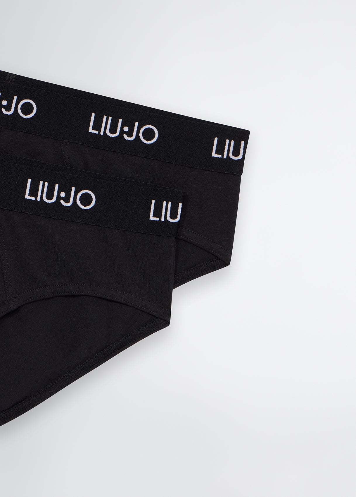 QXX032J015722222S-black