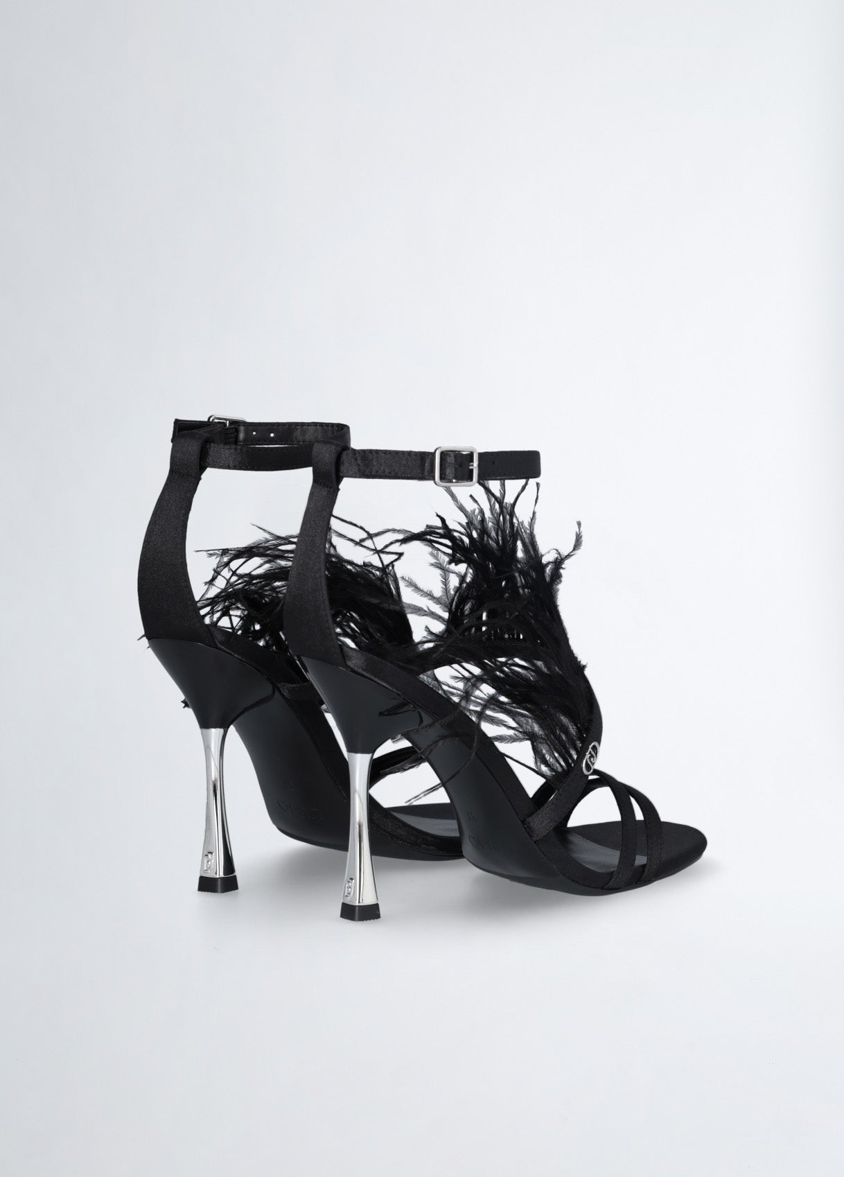 SA5057T51062222241-black