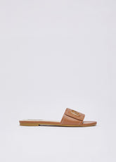 SA6127P0102S380441-Brown