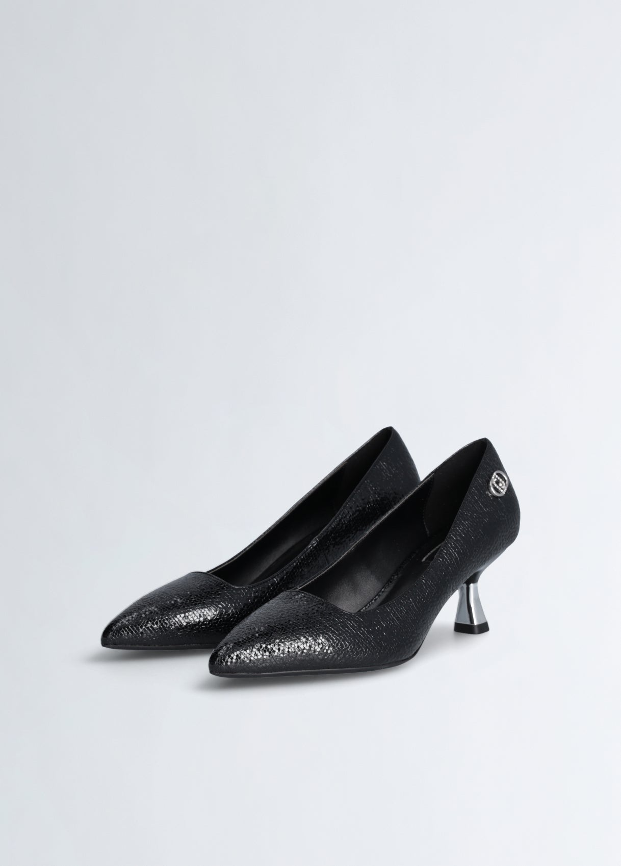 SF4023EX0192222239.5-black