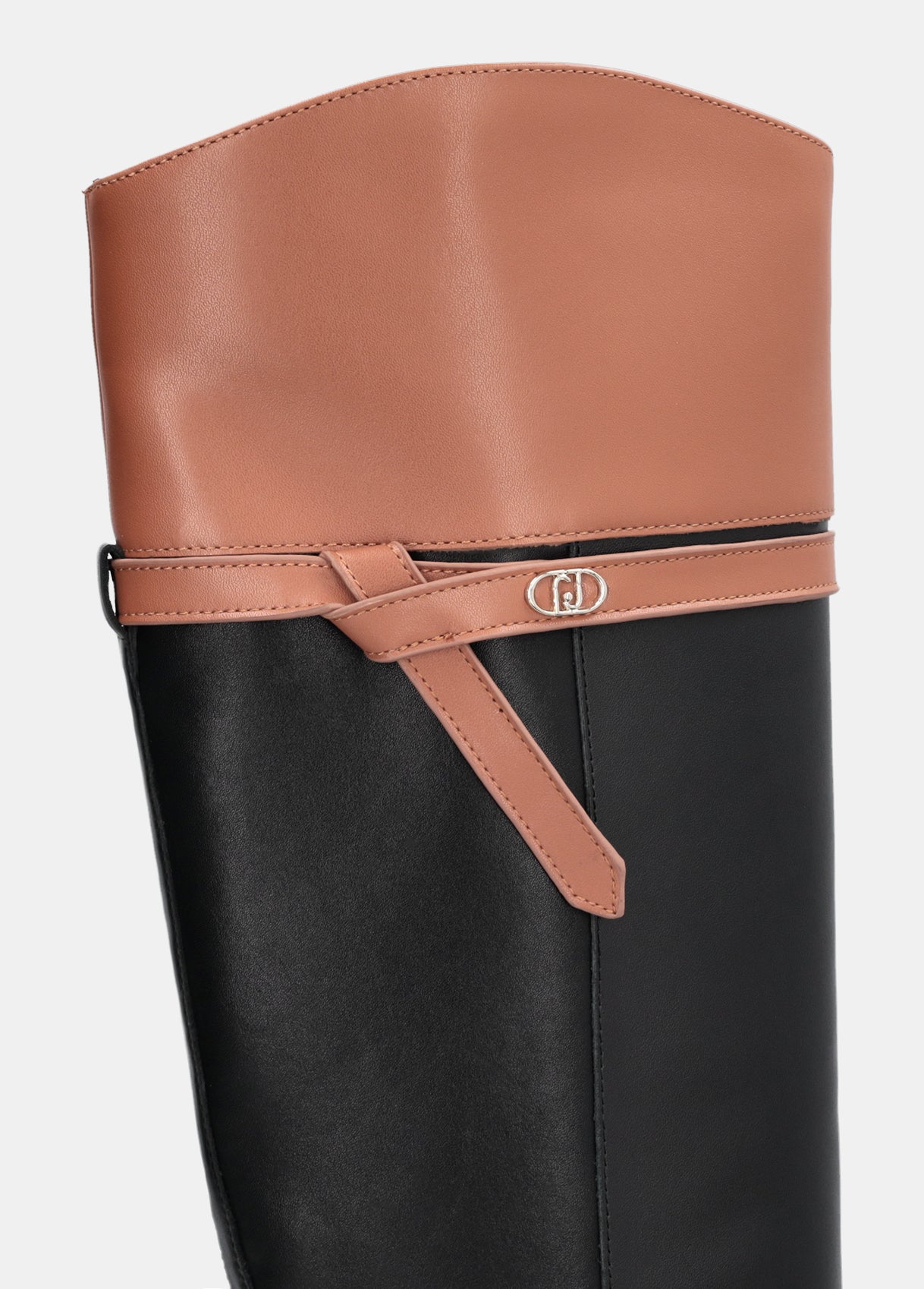 SF5031P0102S383141-black/hazelnut