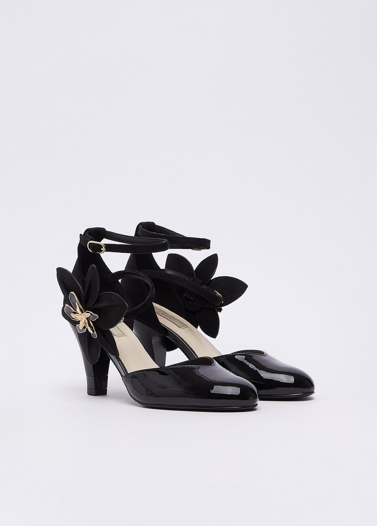 SF6023EX0822222240-black