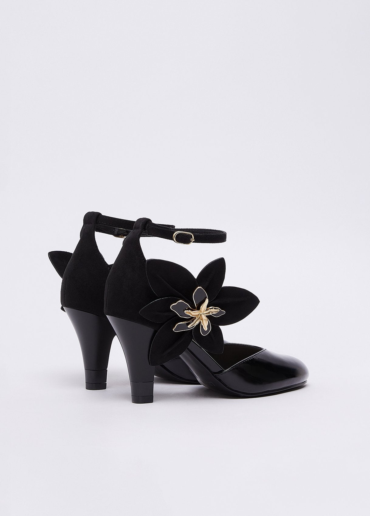 SF6023EX0822222240-black