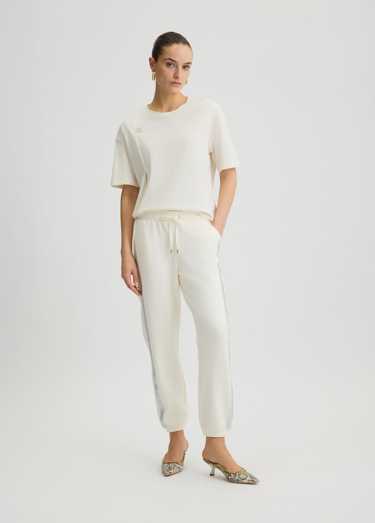 TA5051FS00010105XXS-white