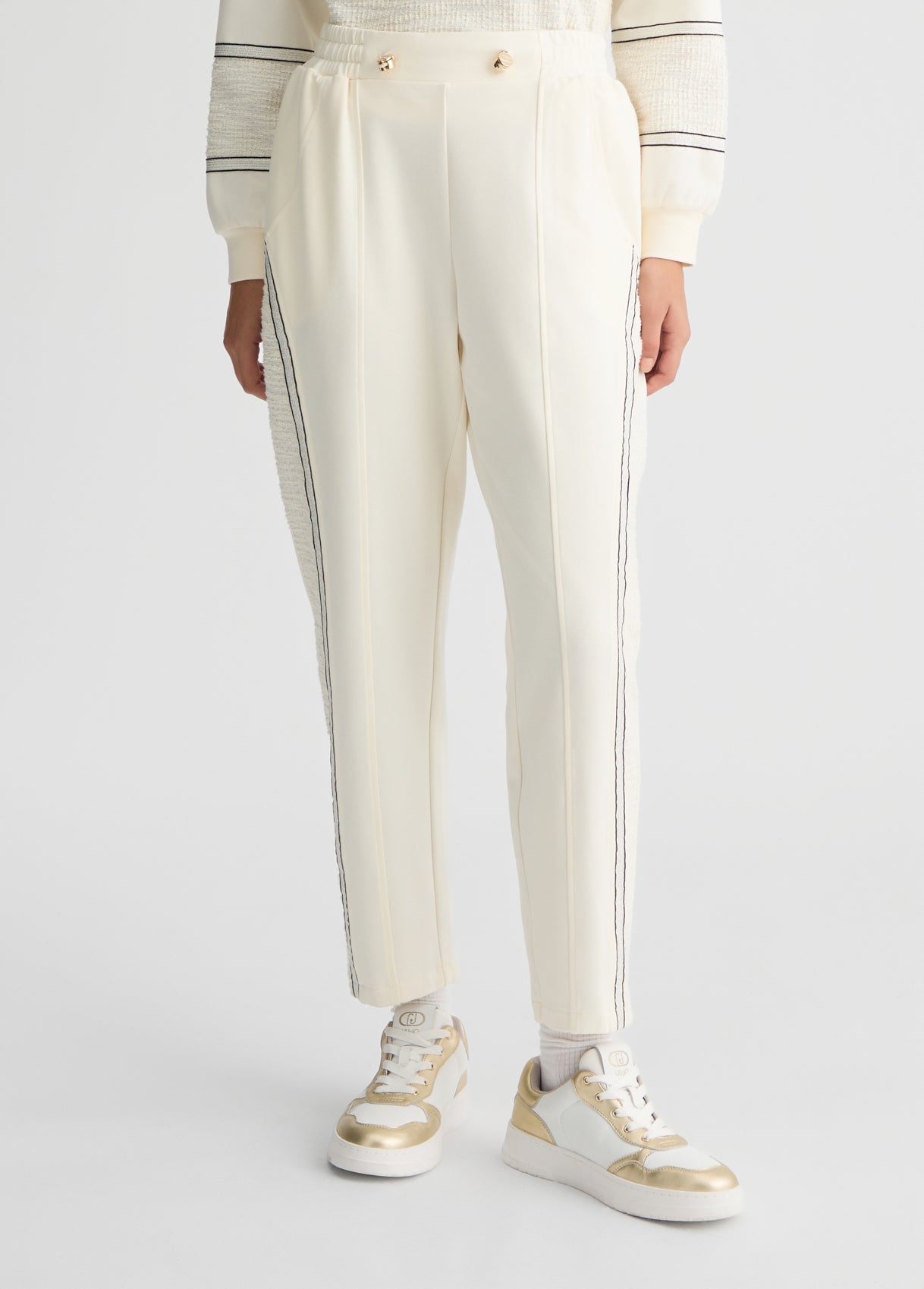 TA5054J594210105XXS-white