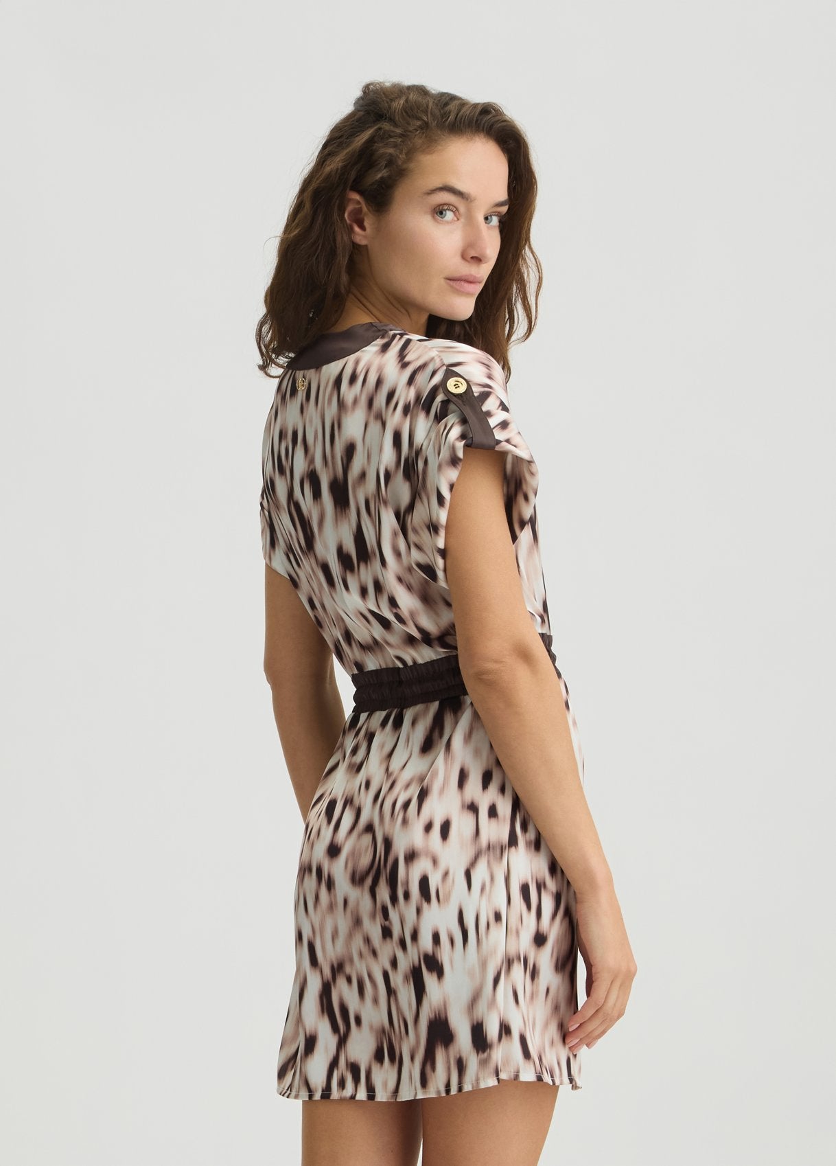 TA5194TS964M9064XXS-beige