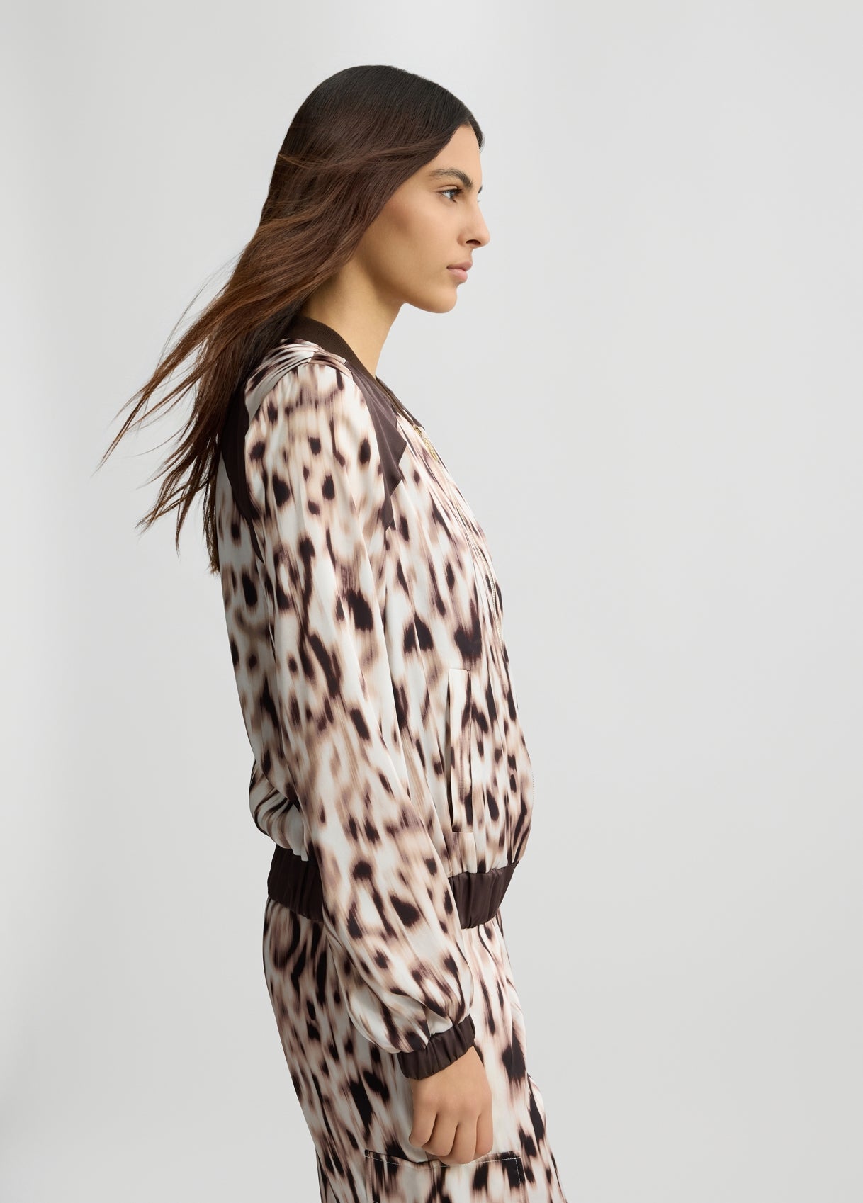 TA5197TS964M9064XXS-beige