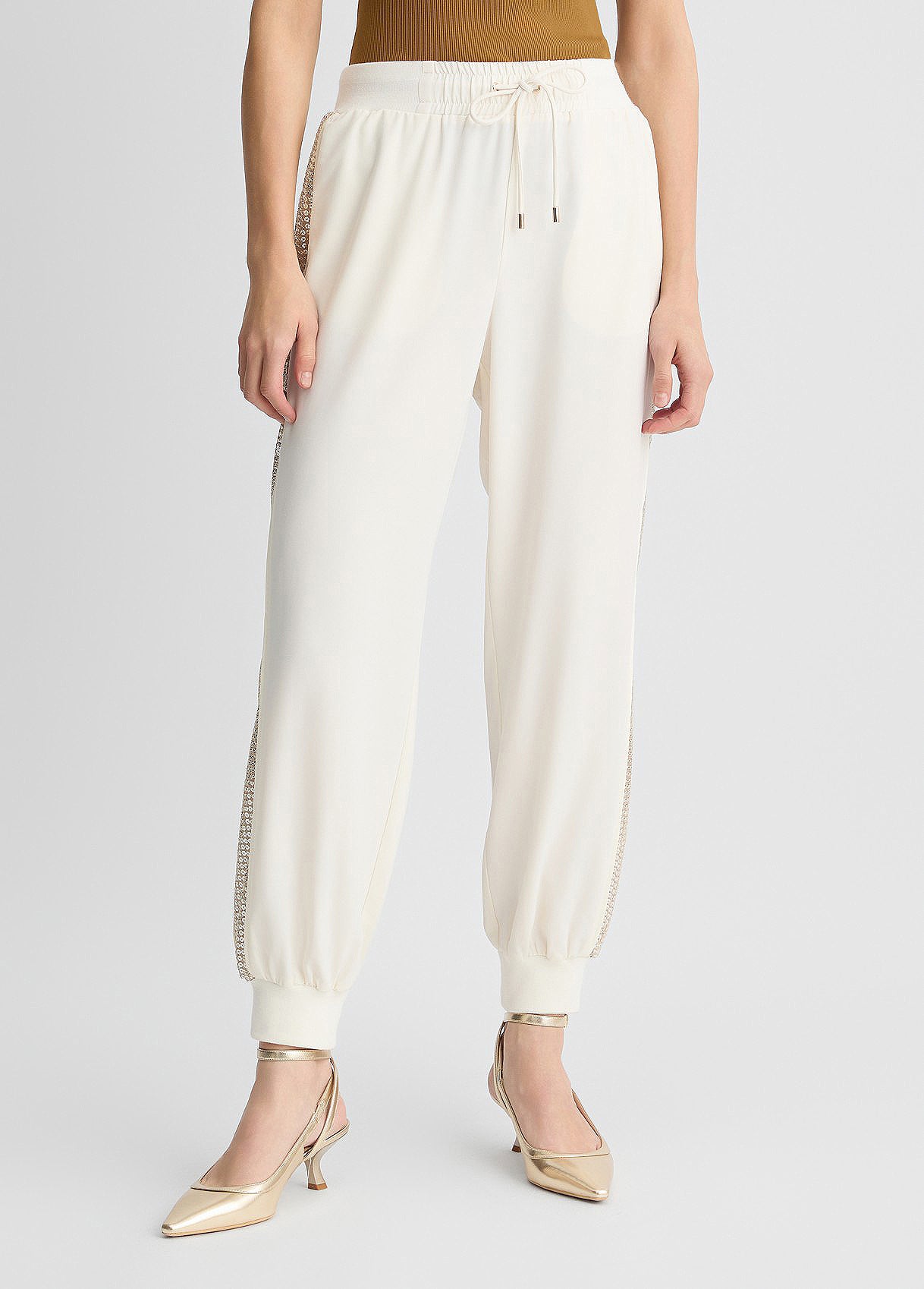 TA5264TS423M9185XXS-white