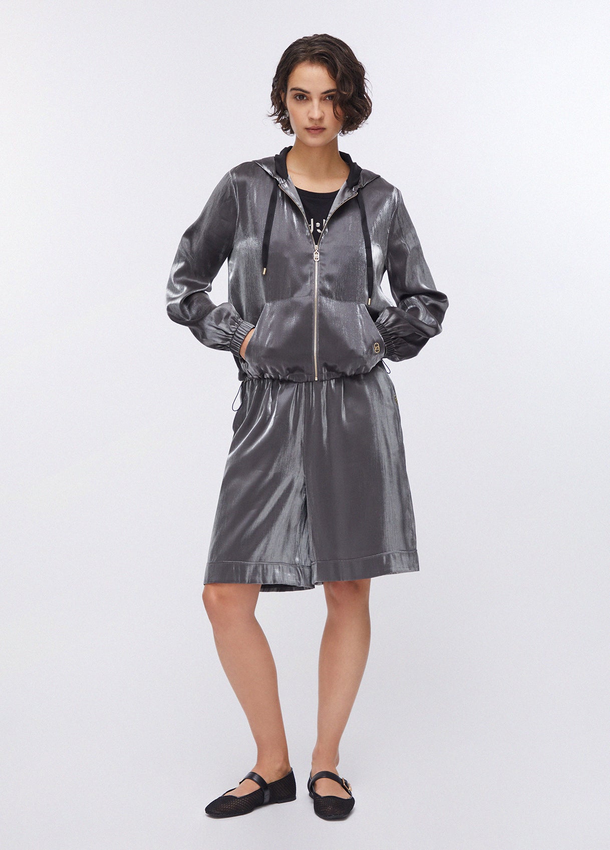 TA6004T322AA4377XXS-grey