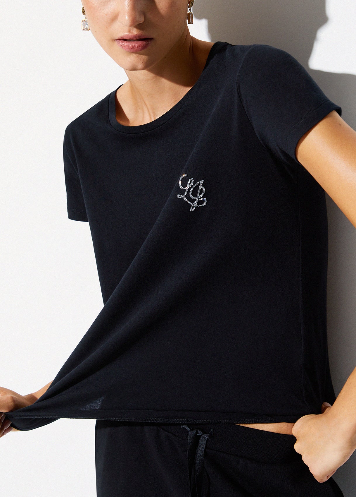 TA6056JS923S9149XXS-black LJ