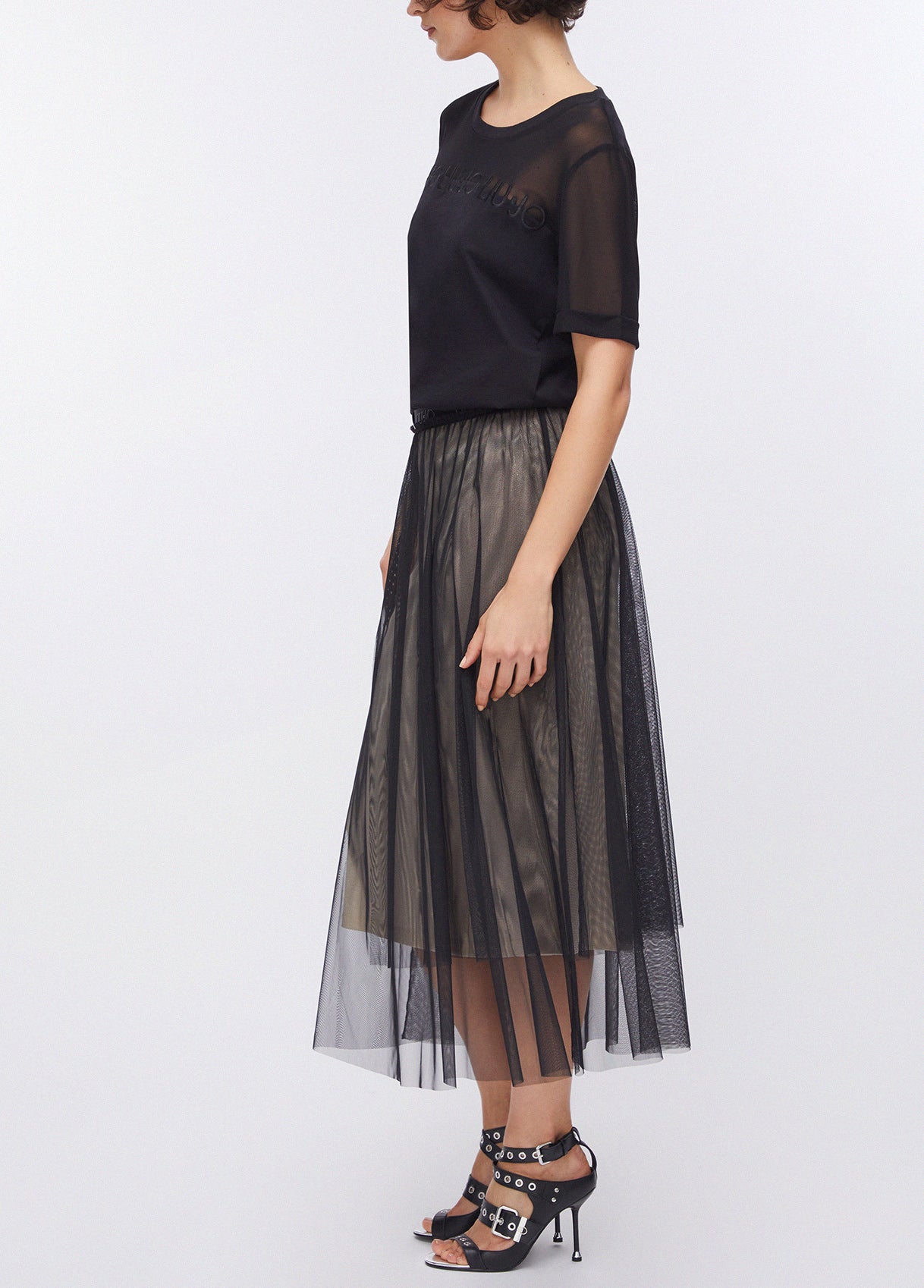 TA6165J5433C3881XXS-black