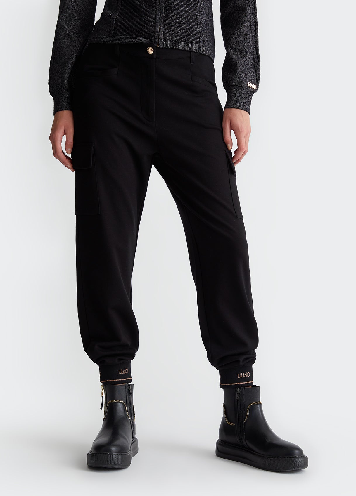 TF4279J618222222XXS-black