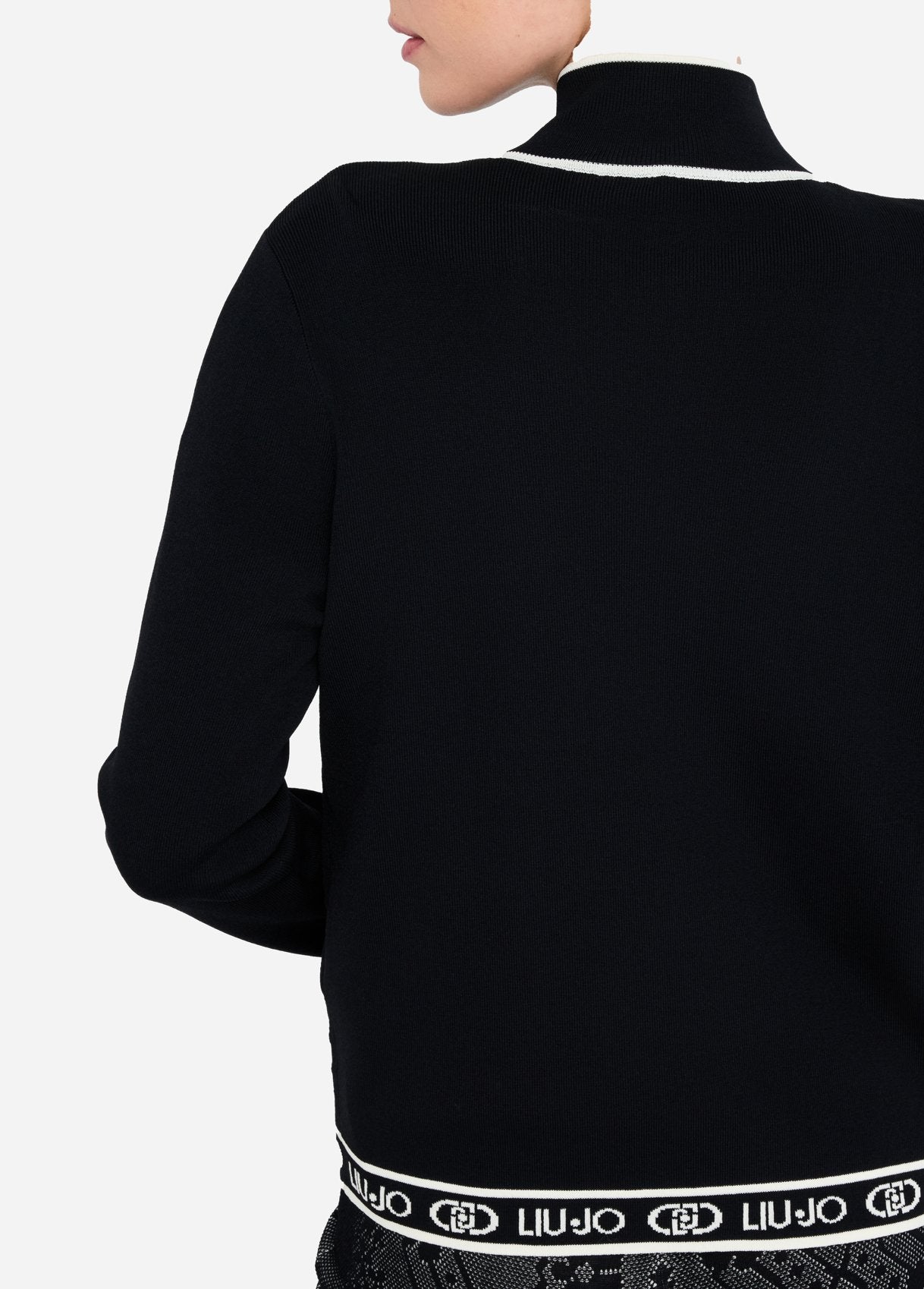 TF5246MS55N03N66XXS-black