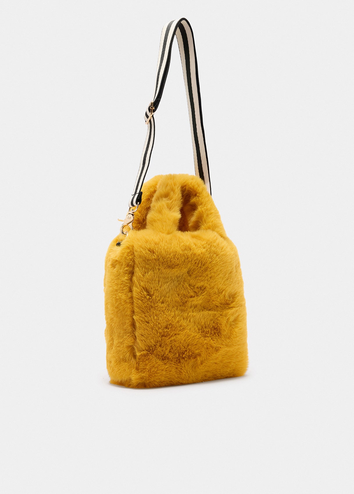 TF5271E037440951T.U.-yellow