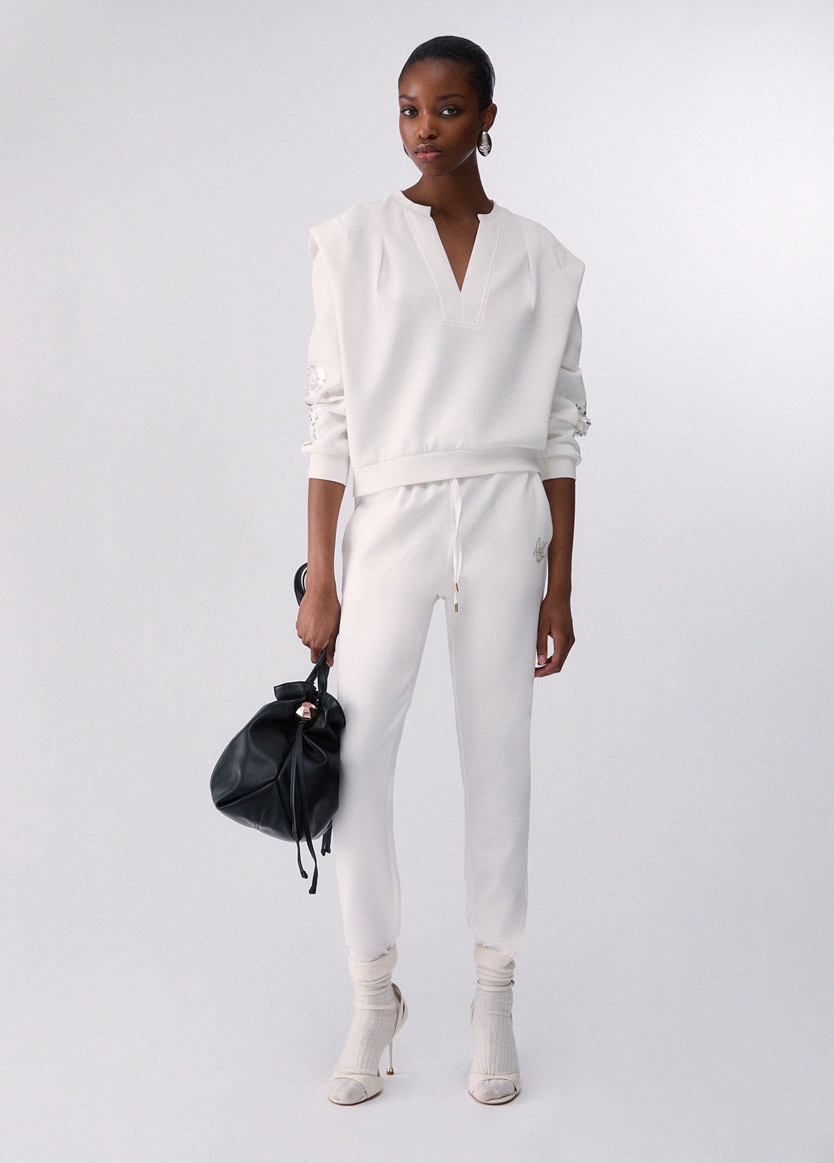 TF6135J3958Q9813XXS-white wool