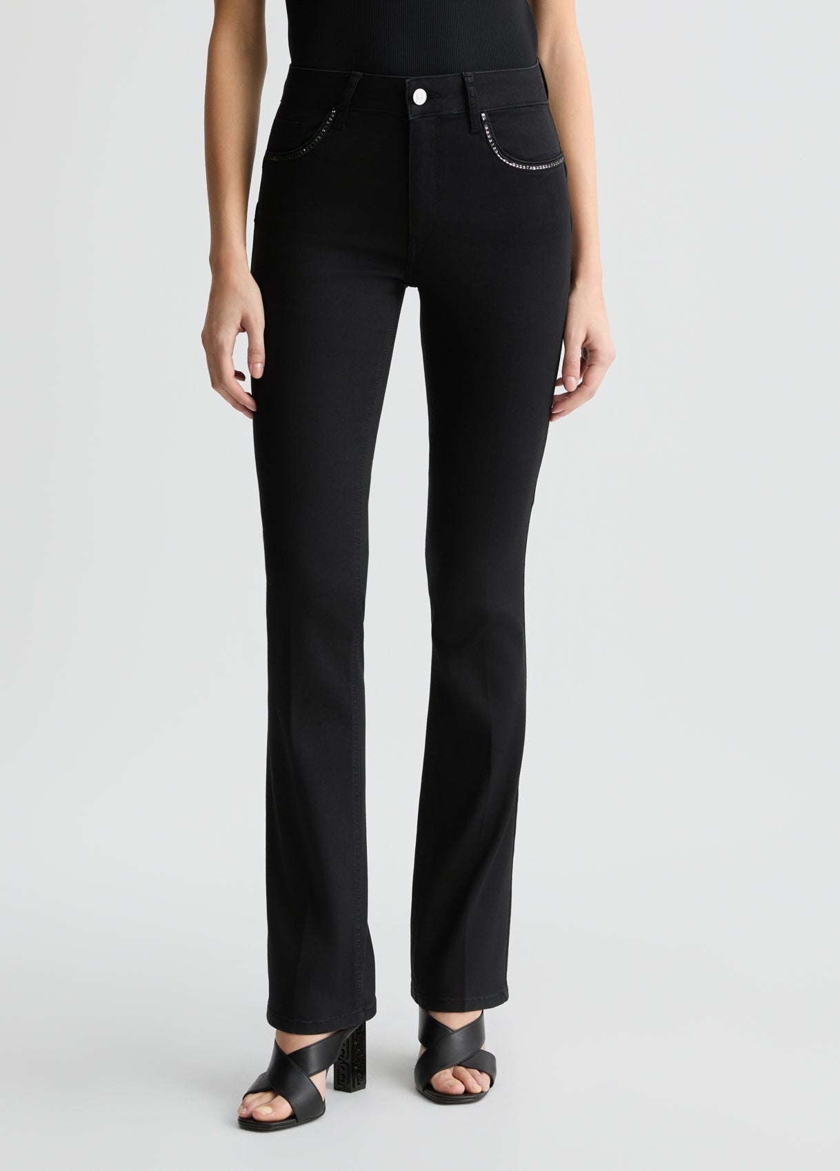 UA5025D02458717724-black denim