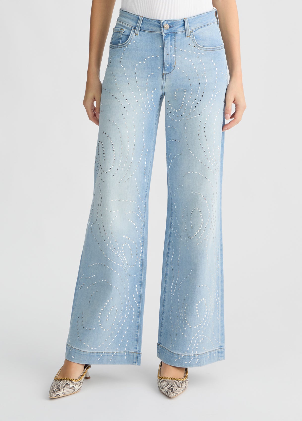 UA5158DS8007885024-light denim