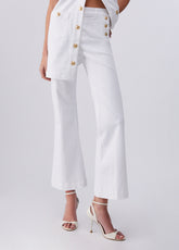 UA6162T456A1111124-white