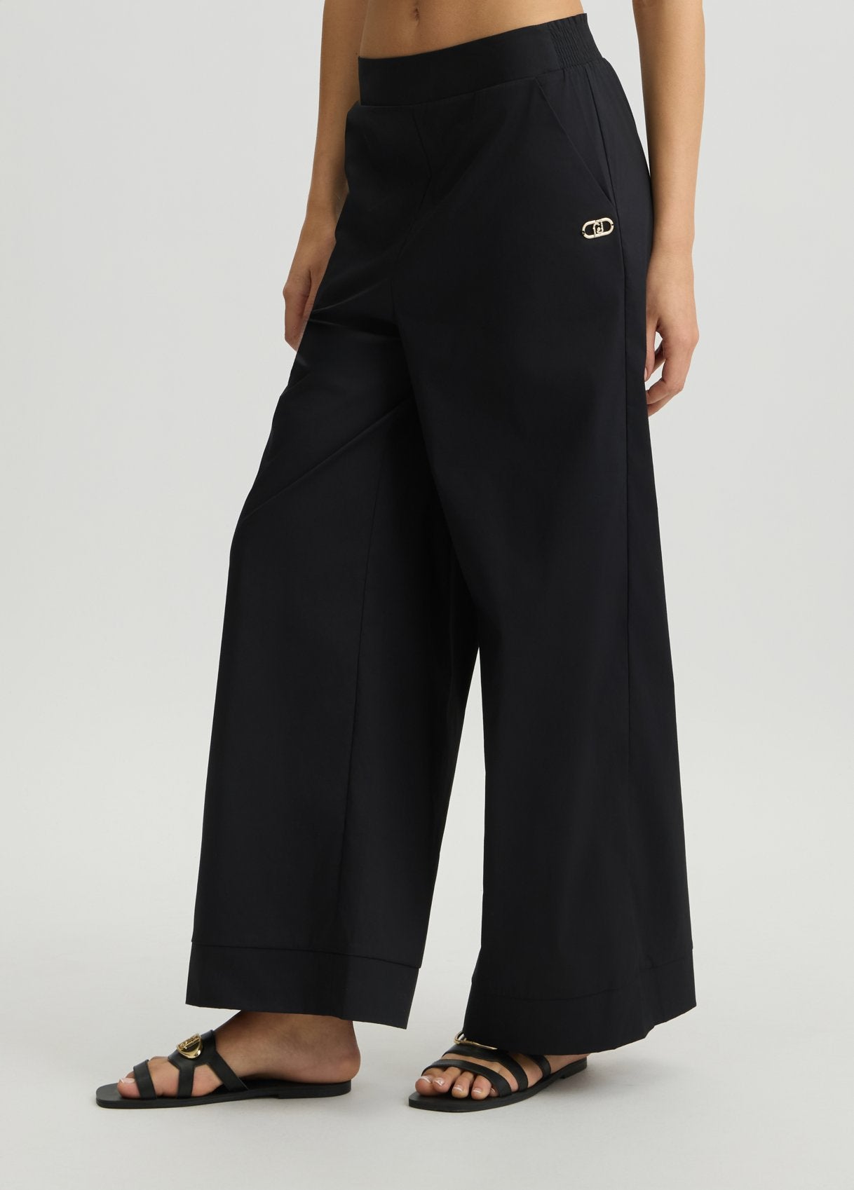 VA5065TS33022222XS-black