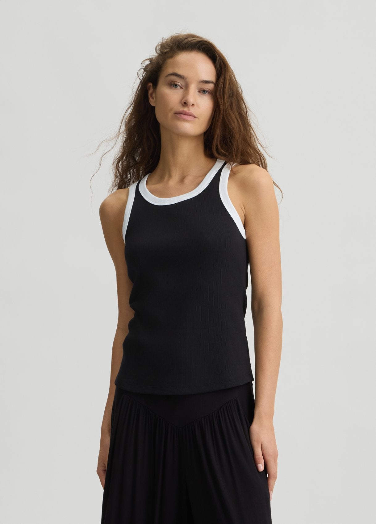 VA5179J482209096S-black