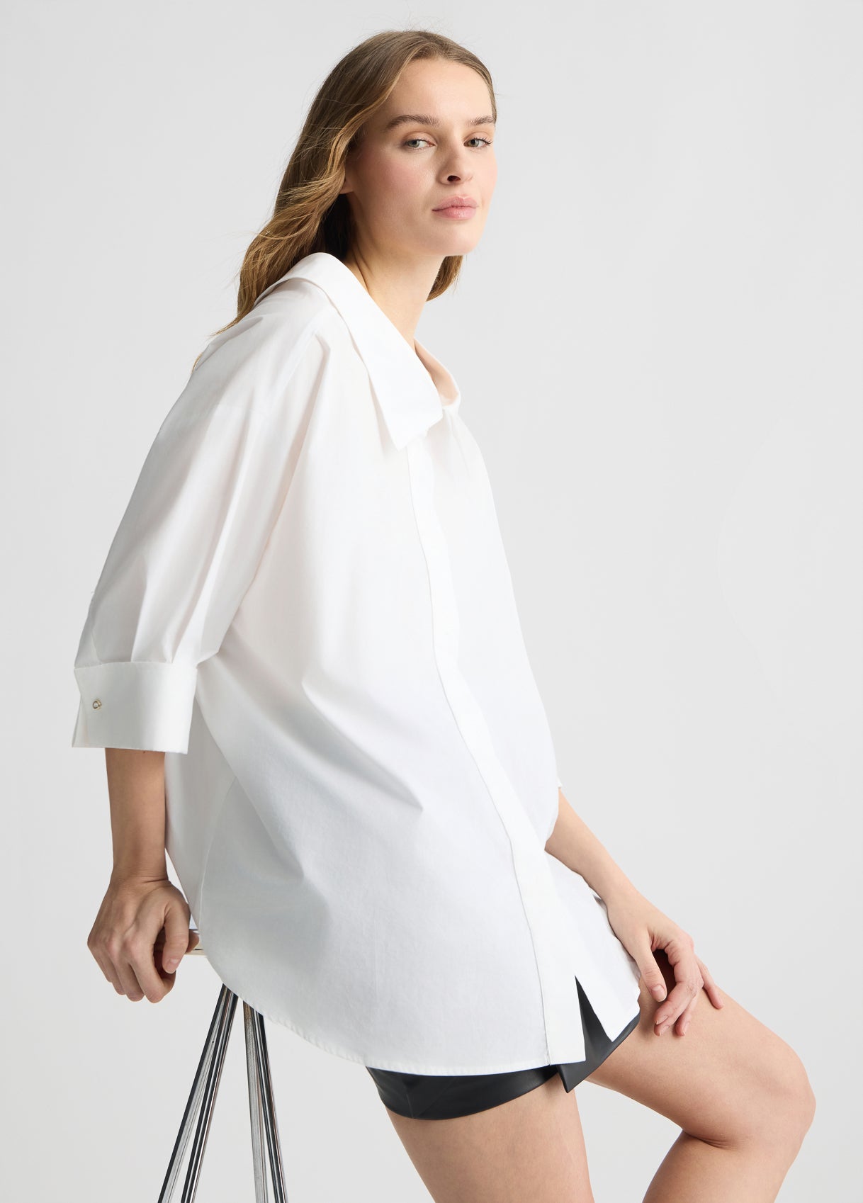 WA5243T42741111138-white