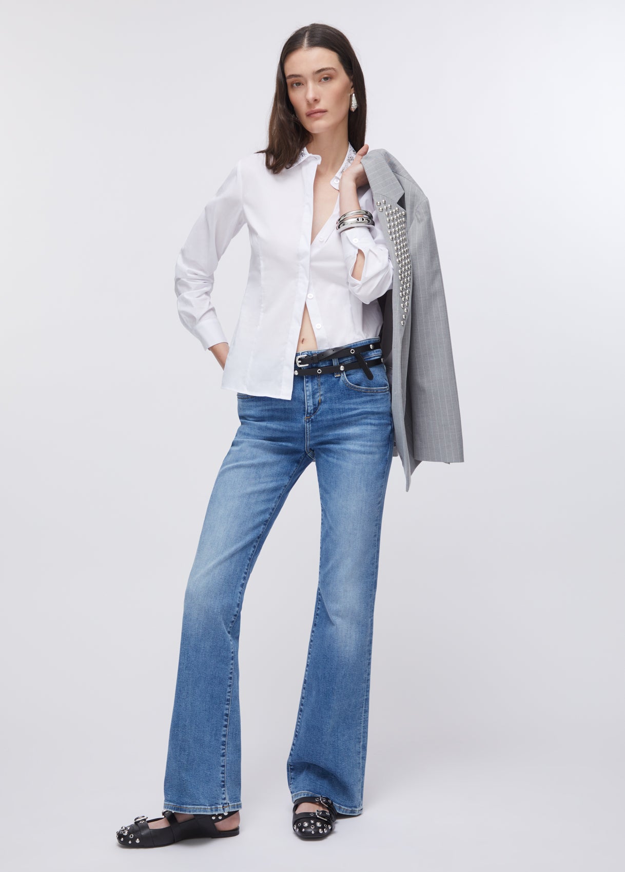 WA6111T039A1111138-white