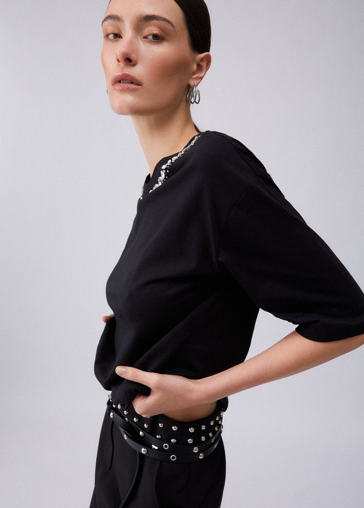 WA6128JS904P9320XS-black