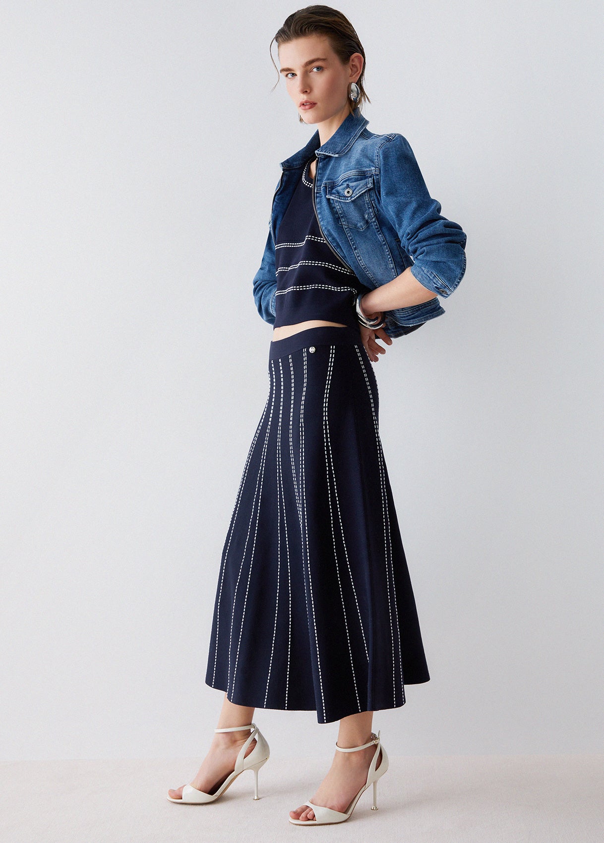 WA6148MA81RL9057XS-blue