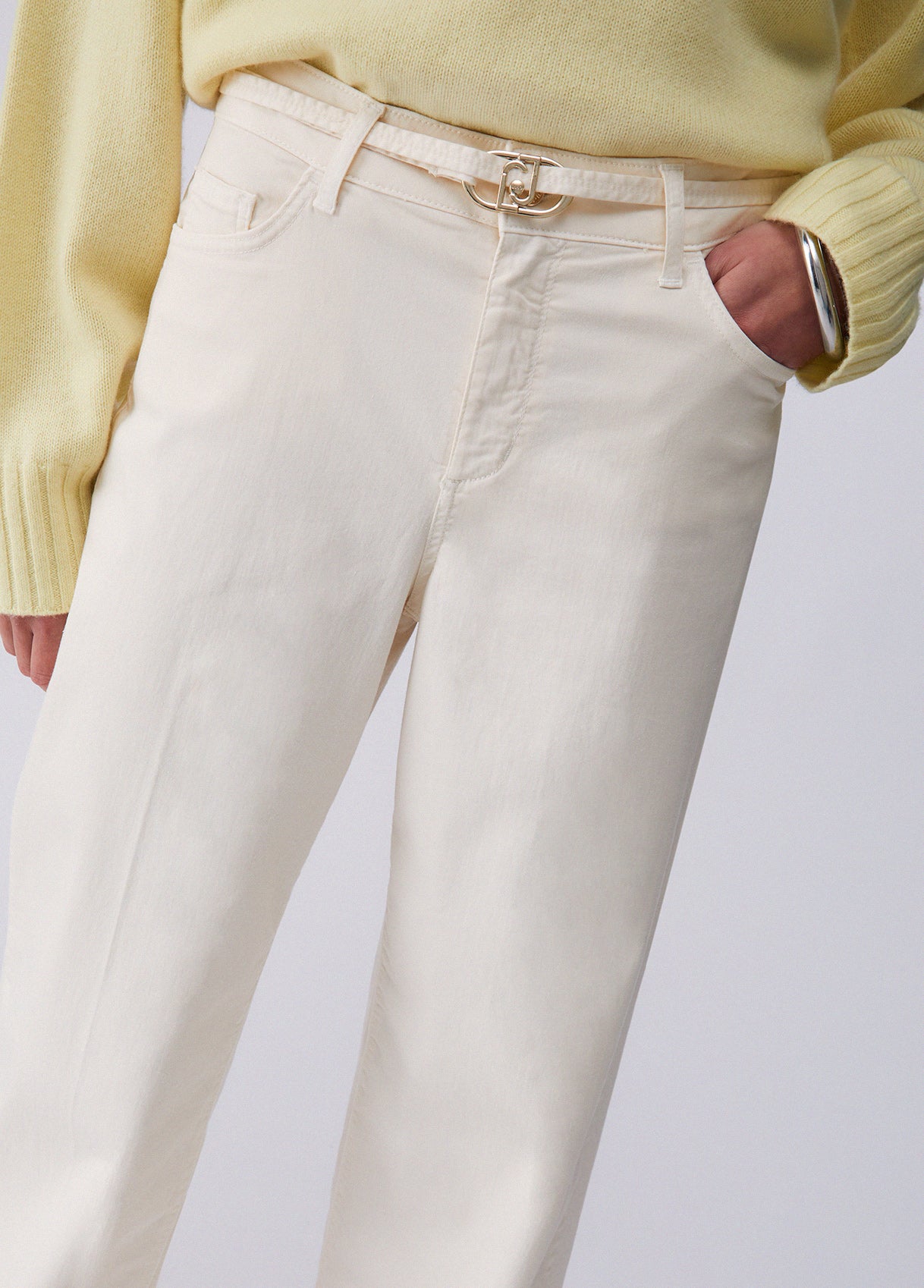 WA6274T9257X076024-cream