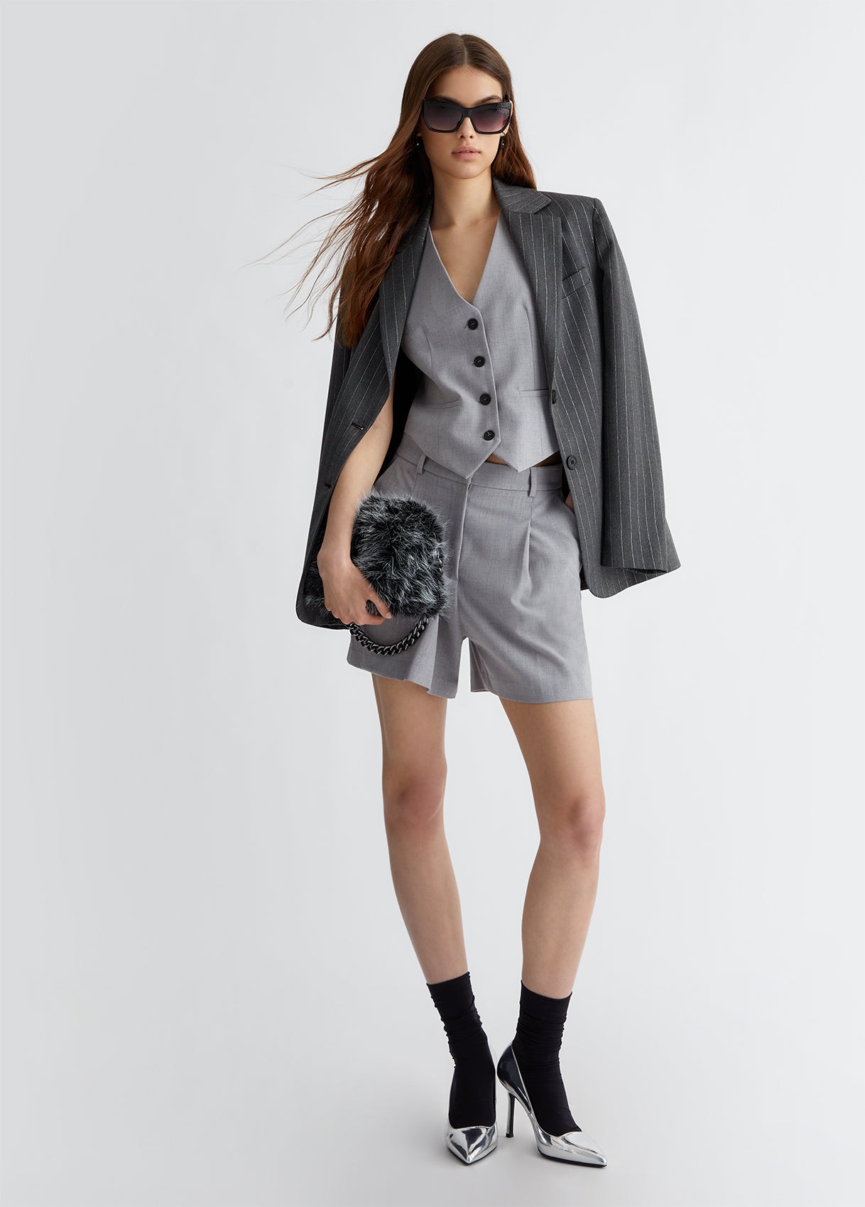 WF4303T0788N987638-grey pinstripe