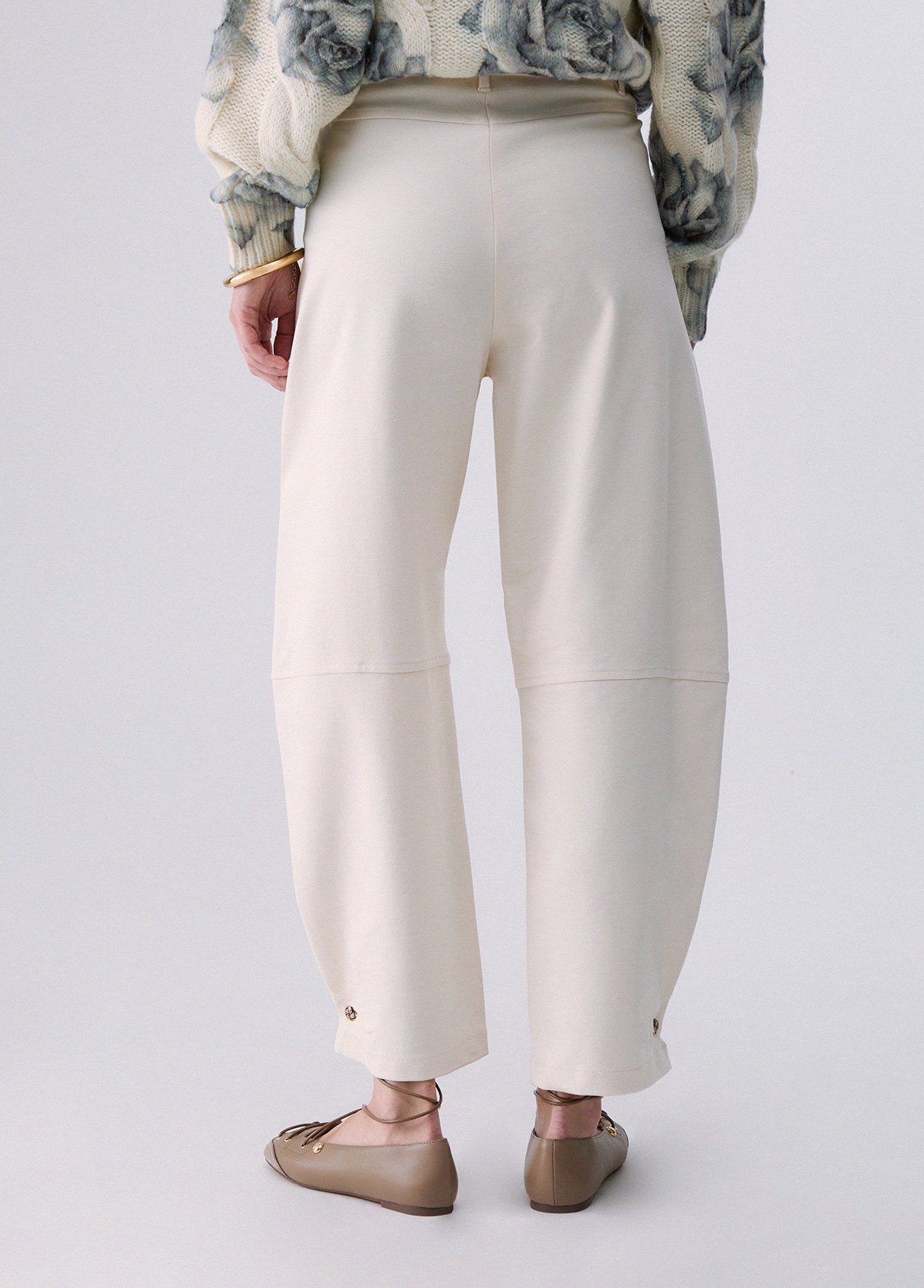 WF6086J91892070436-white