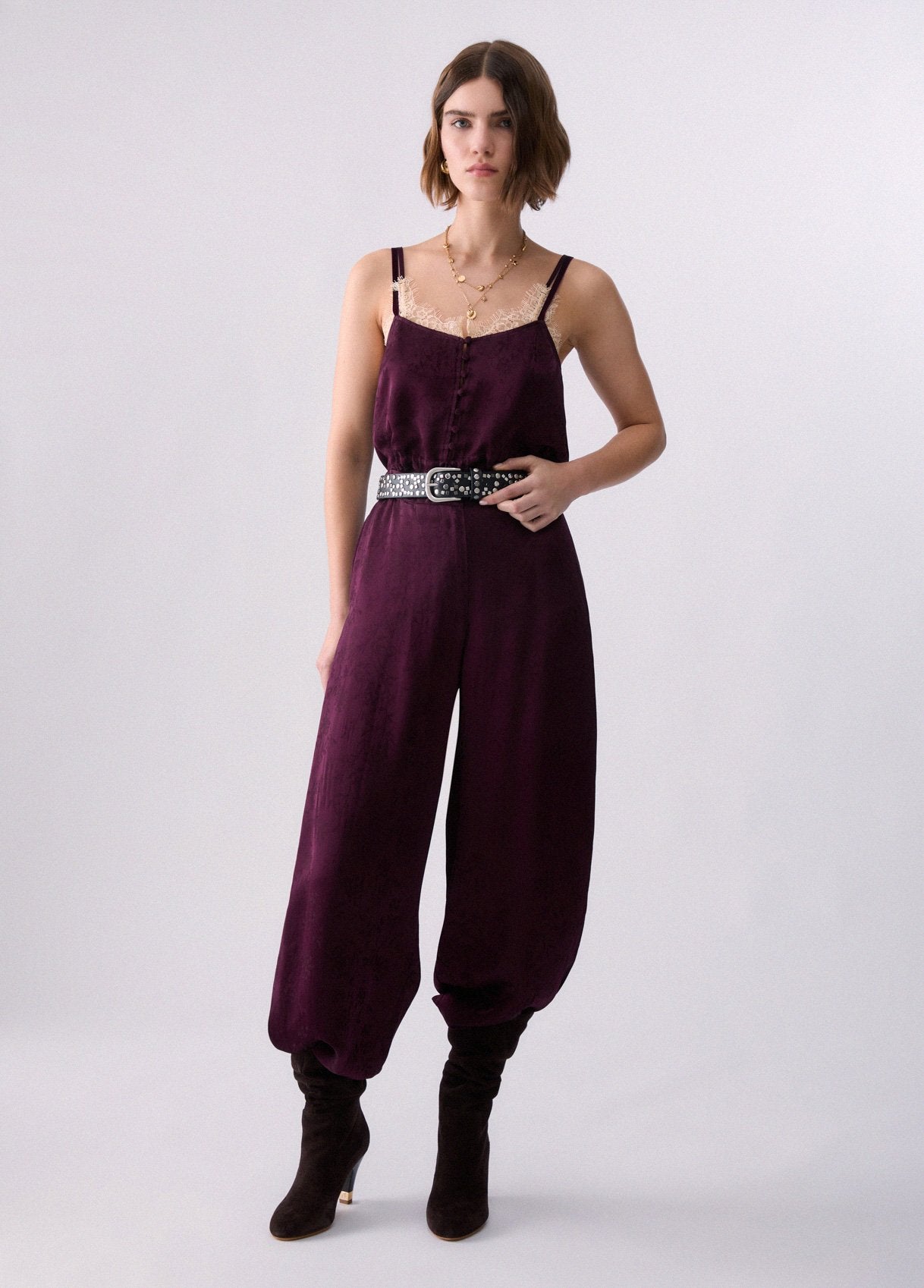 WF6133T730AX078636-aubergine