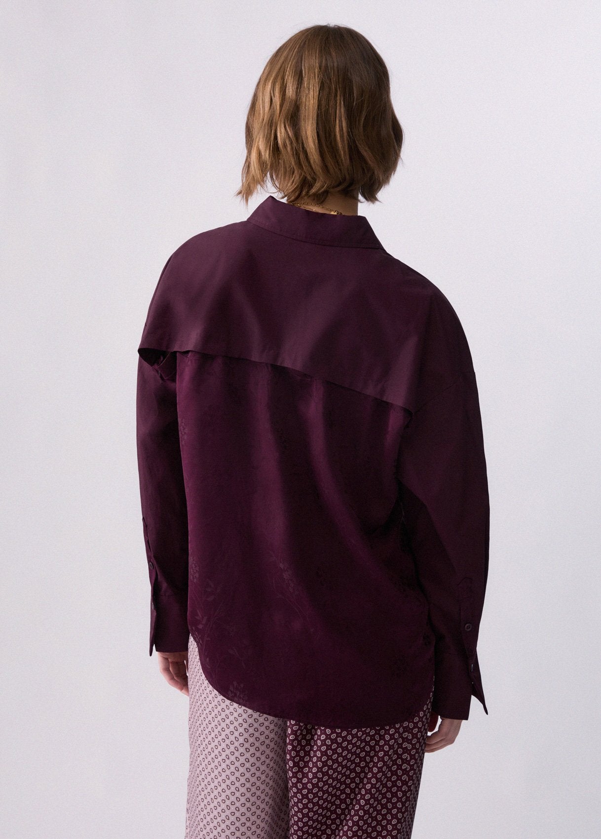 WF6134T730AX078638-aubergine