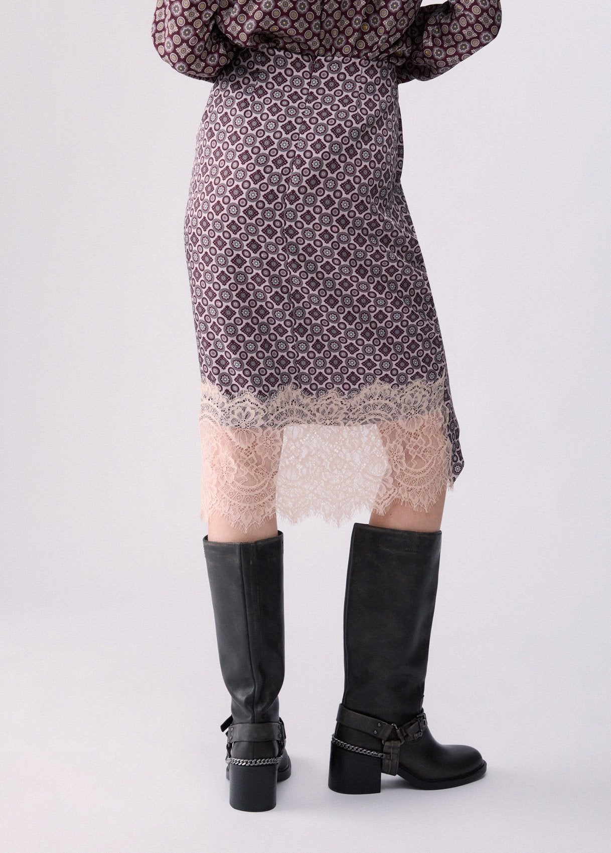 WF6196TS531L921636-aubergine