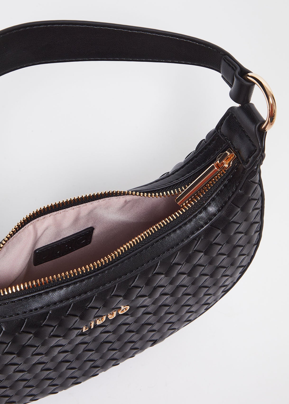 AA4238E051322222T.U.-black