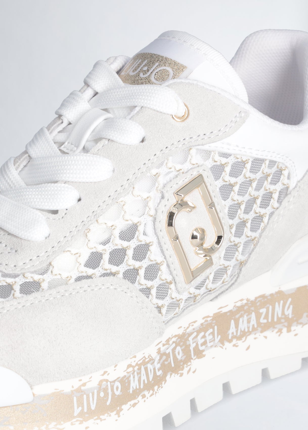 BA4001PX303S105237.5-white