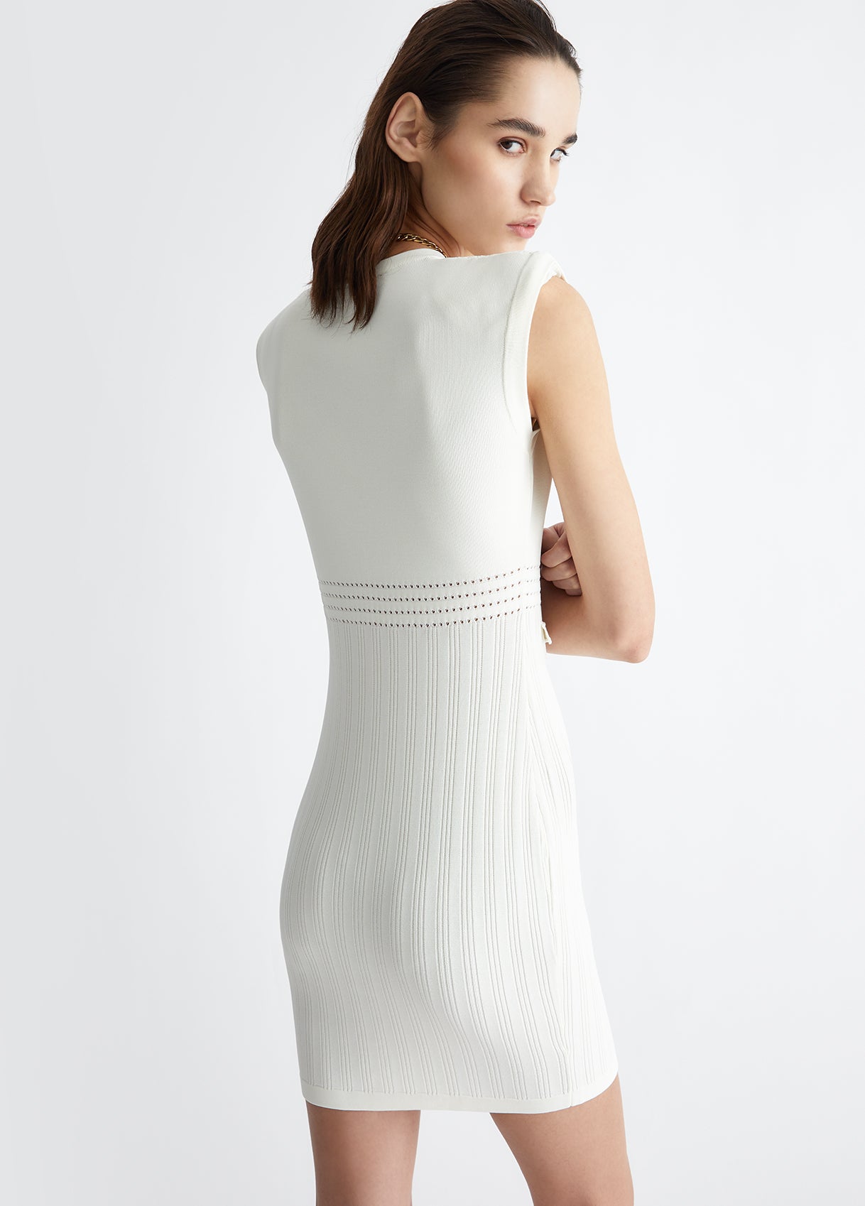MA4056MS52N10701S-white wool