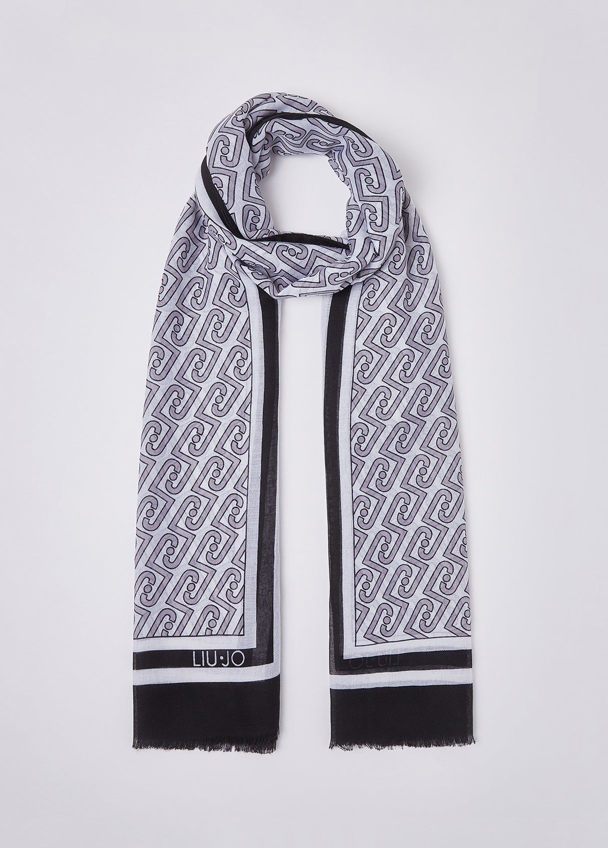 2A6039T274522222T.U.-black