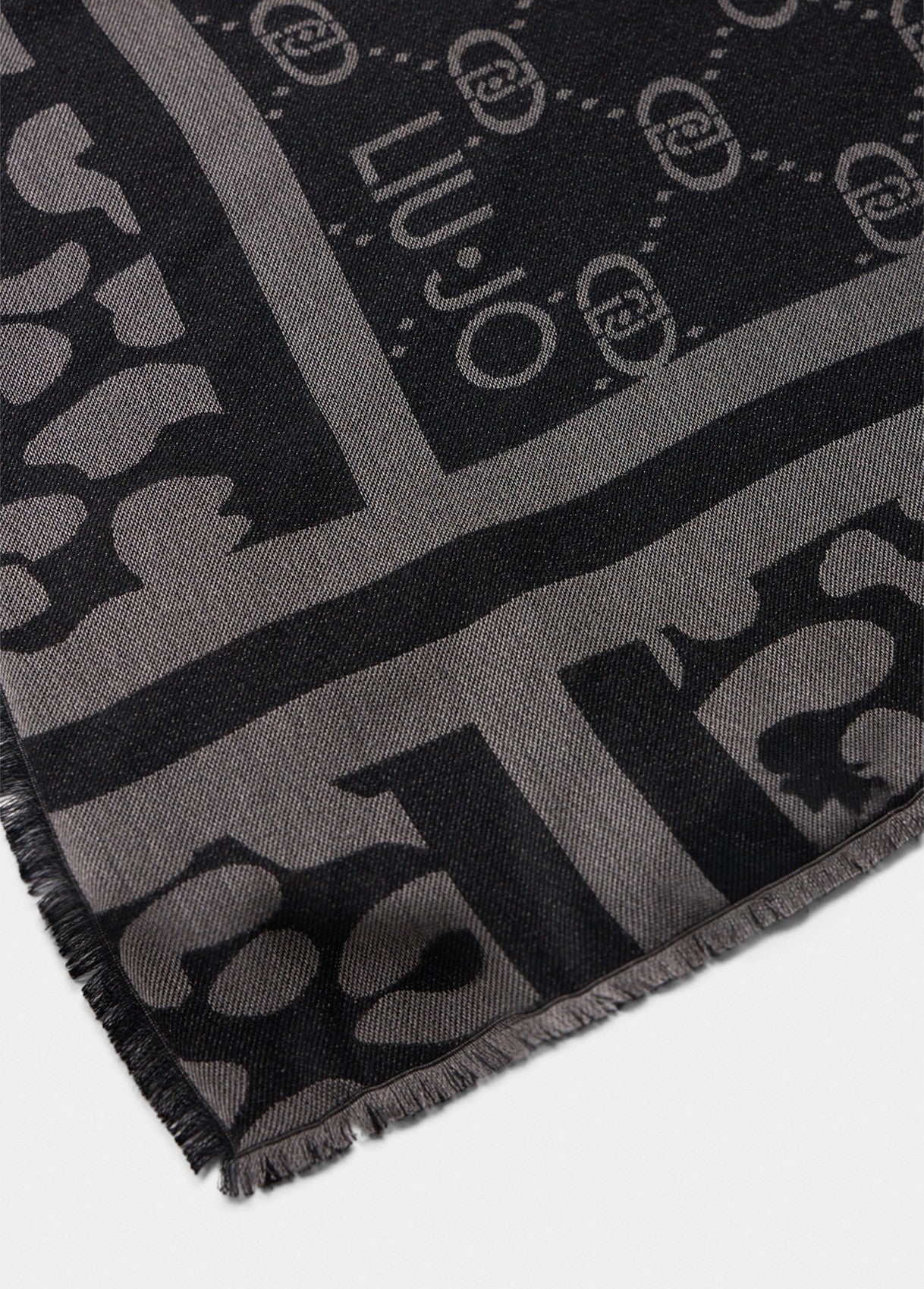 2F5040T030022222T.U.-black