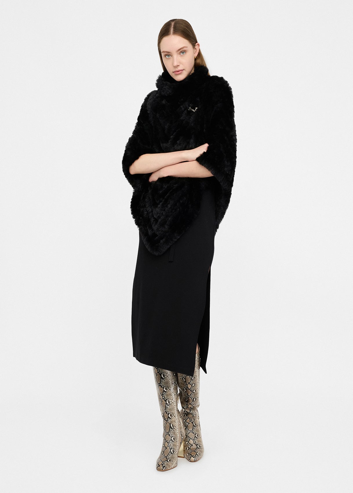 2F5050T030022222T.U.-black