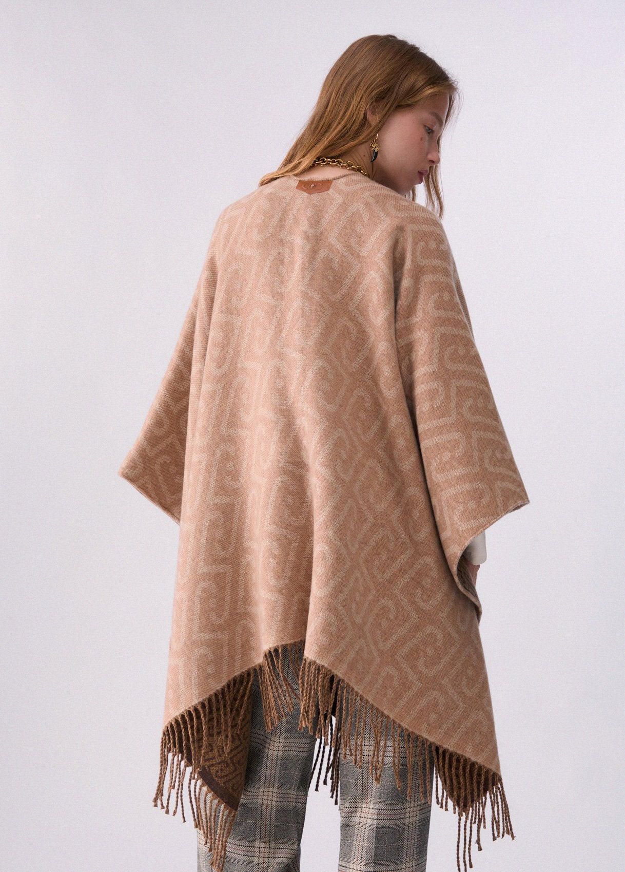 2F6039T274200070T.U.-camel