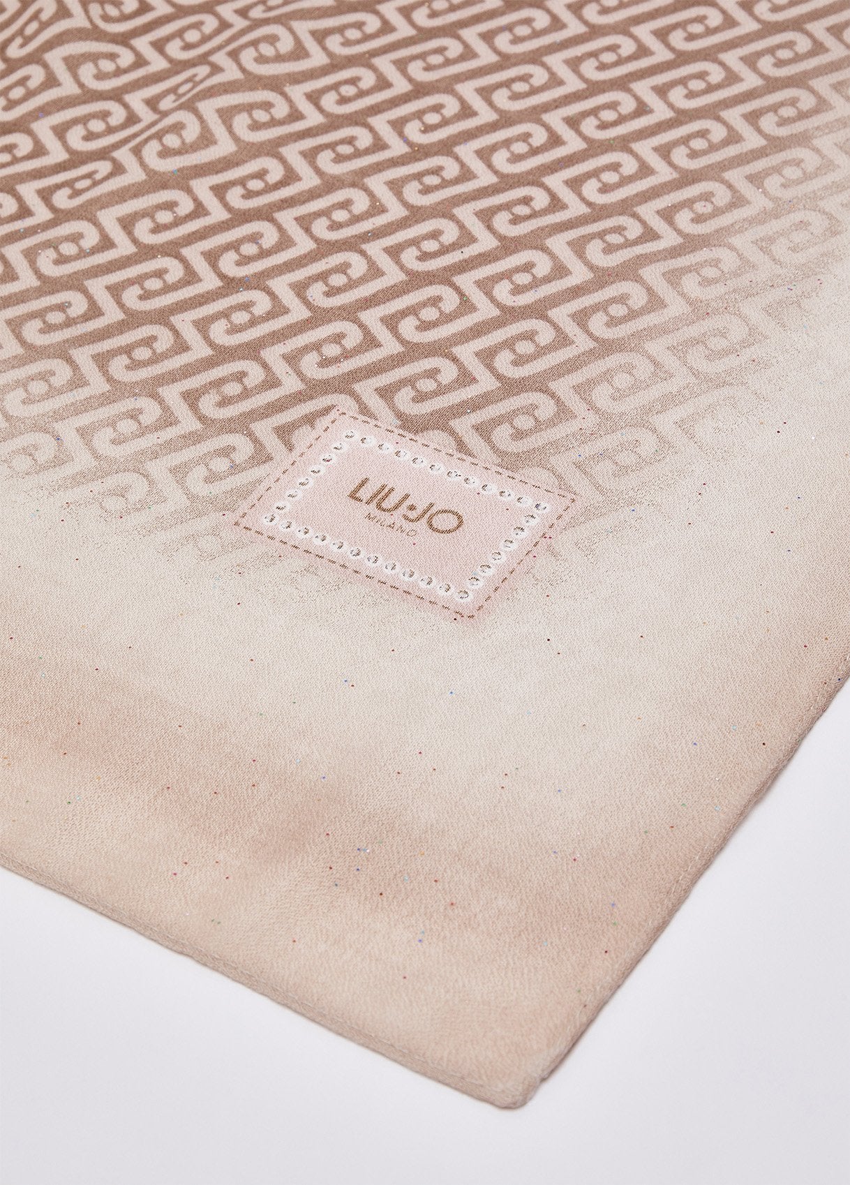 2F6064T274551316T.U.-beige