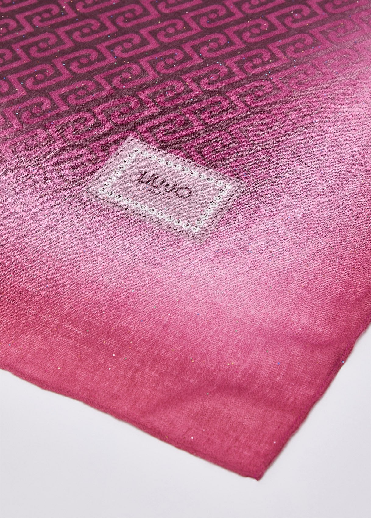 2F6064T274592033T.U.-pink