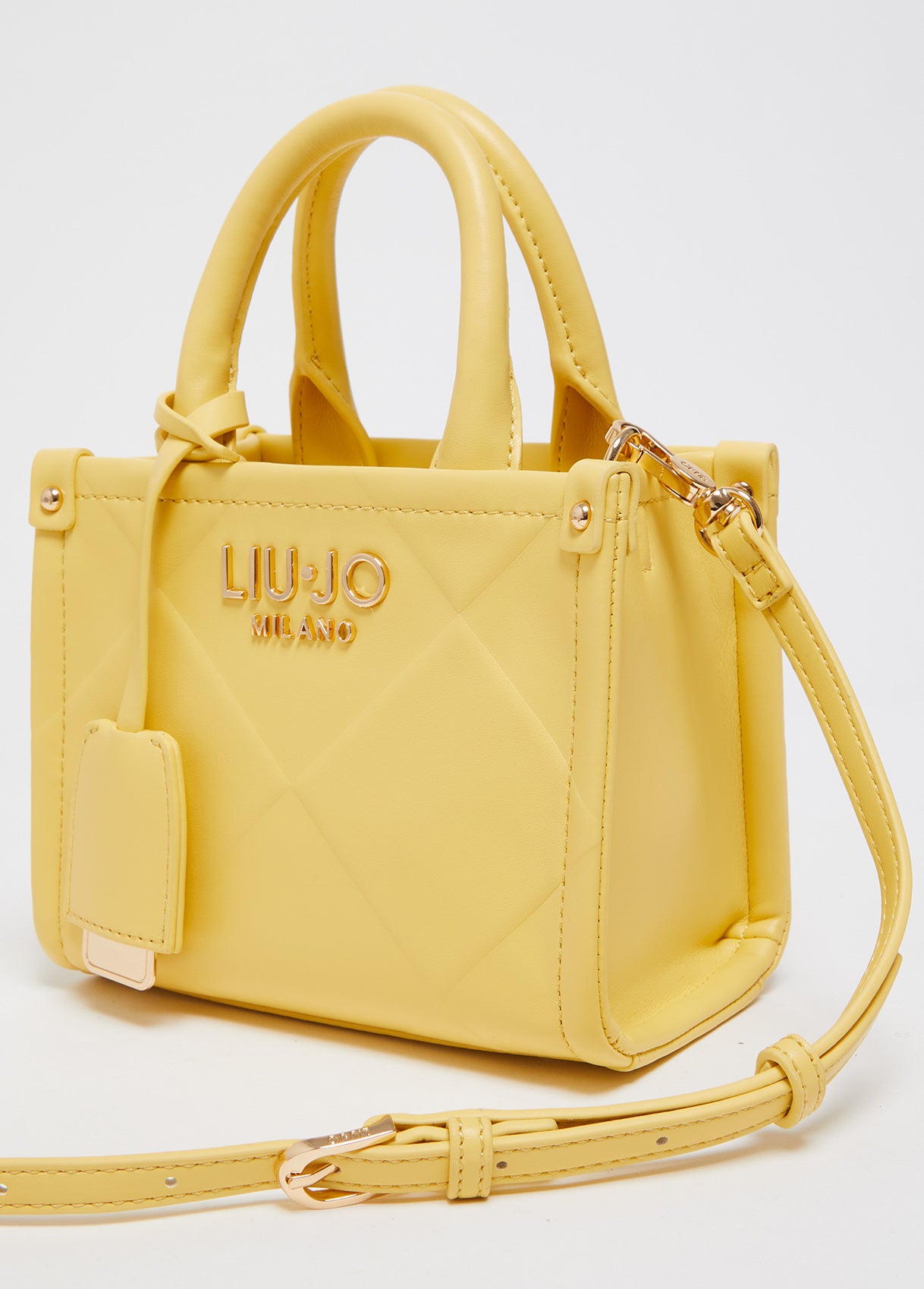 AA5102E077830640T.U.-cream
