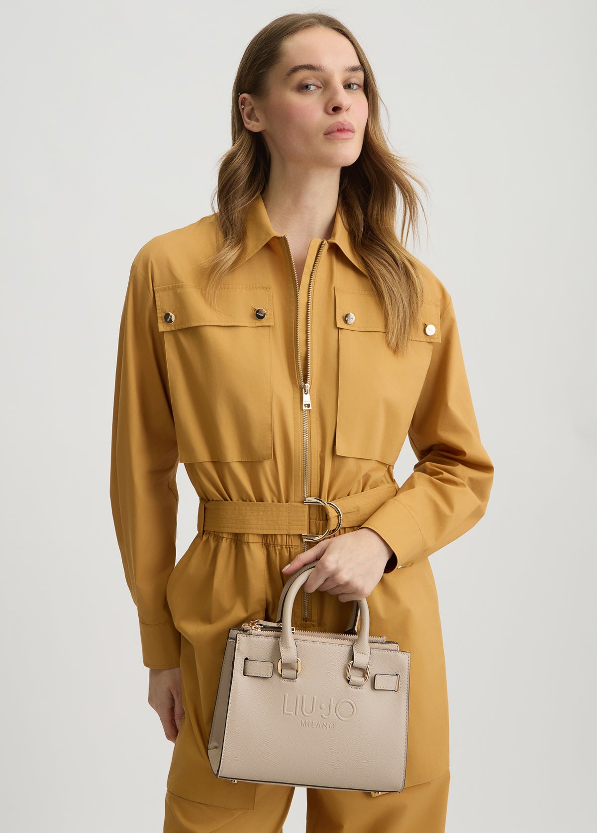 AA5150E008751308T.U.-beige